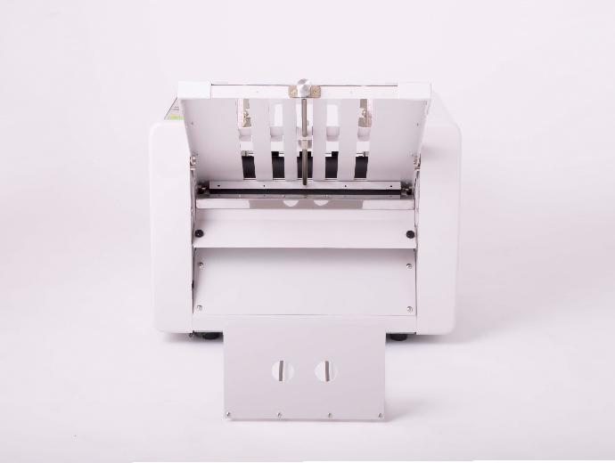 セット内容シルバー精工 自動紙折り機 MA40 三つ折り専用